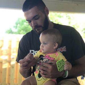 Meet your Posher, Levi